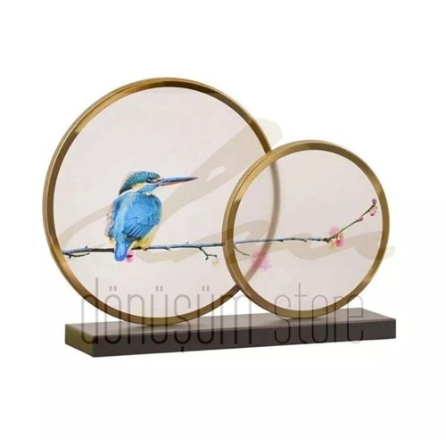 kuşlu dekor, abajur, dekor, sandık, deri kutu, servis seri, kalemlik, dekoratif, saksı, polyester, kürezade, puf, mercan, vazo, set, vazo seti, seramik, boru, viking borusu, kristal, zeytin dalı, hayvan dekoru, polyester dekor, metal dekor, metal ürün, sehpa